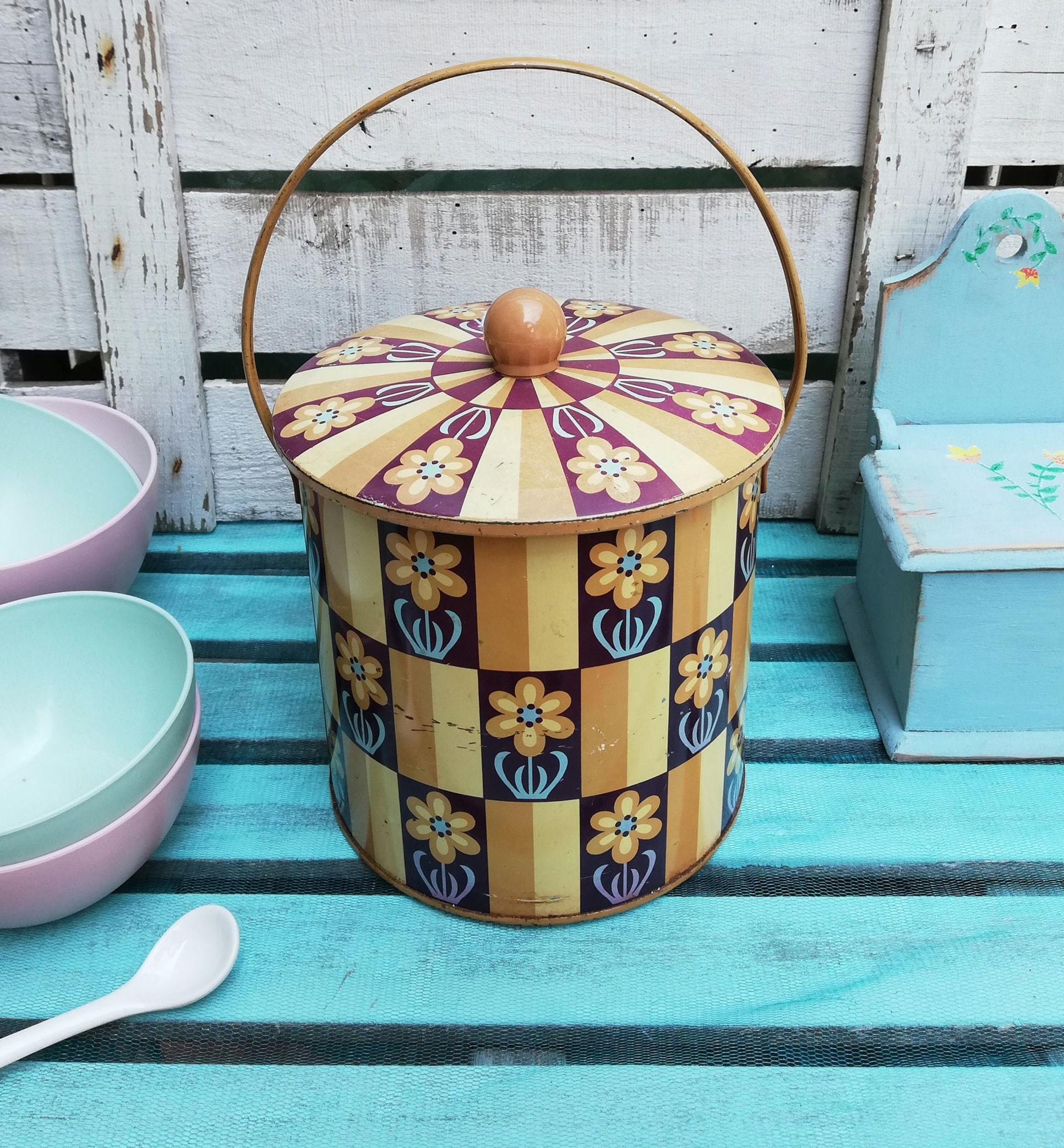 イギリスアンティーク ビスケット缶 BISCUIT TIN - ANTIQUE LEAVES