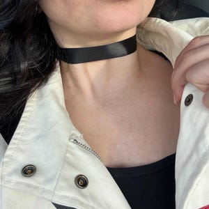 Elegancki czarny choker | Naszyjnik z satynowej wstążki | Delikatna biżuteria ze wstążki na specjalne okazje i wydarzenia