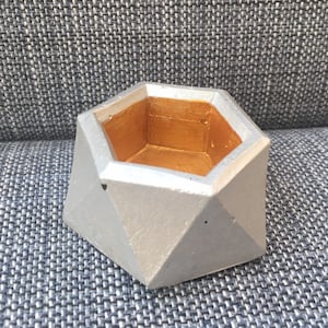 Geometric Concrete DIsh