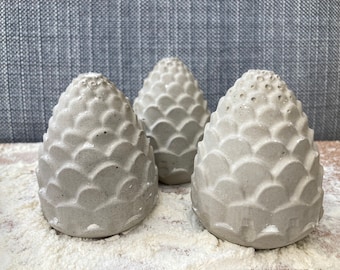 Concrete Pine cone set of 3