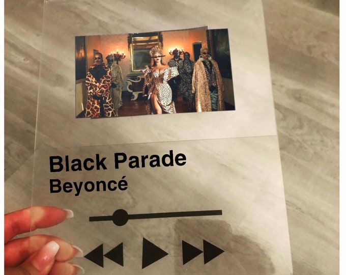Music plaques