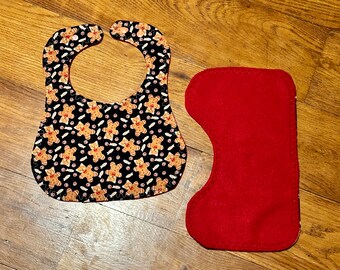 Christmas Gingerbread Cat Baby Bib and Burp Cloth Set