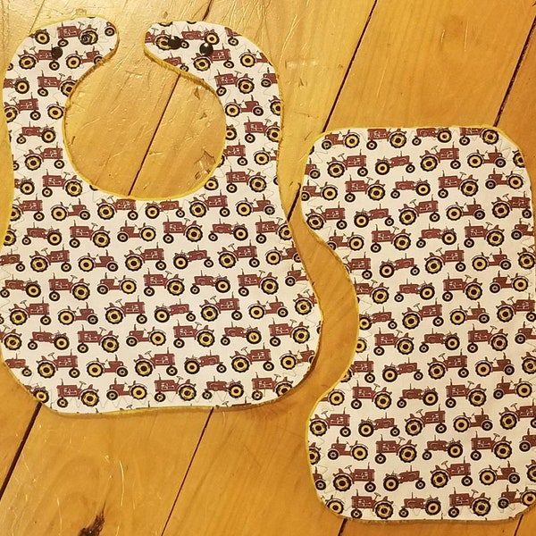 Red tractors baby bib and burp cloth set, red tractor baby bib, red tractor burp cloths red tractors baby gift, red tractors baby