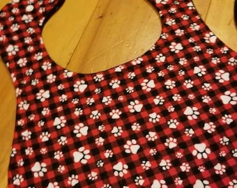 Dog paw print baby bib, dog print bib, baby bib, dog themed baby showe, checkered print baby bib
