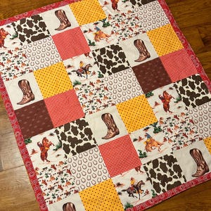 Western cowboy baby blanket, cowboy baby blanket, western baby blanket, horseshoes baby blanket, vintage Wild West baby blanket