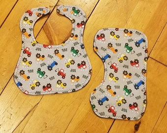 Tractors baby bib and burp cloth set, tractor baby bib, tractor burp cloth, bib and burp cloth set, tractors baby gift set, farm baby bib