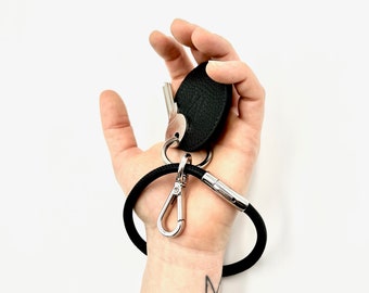 Key bracelet leather, keychain, stylish key accessory with hidden money pocket, carrying loop keychain