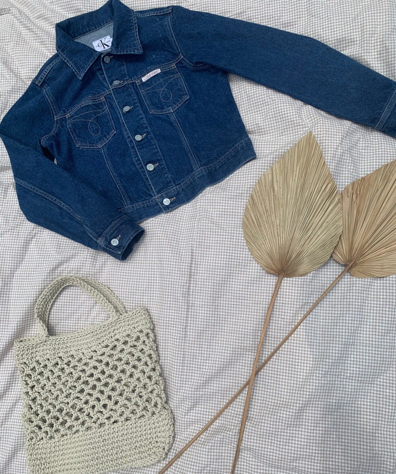 short waist denim jacket