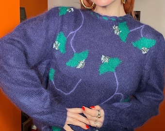 Jersey vintage de mohair azul marino y verde con estampado floral de primavera de los años 80.