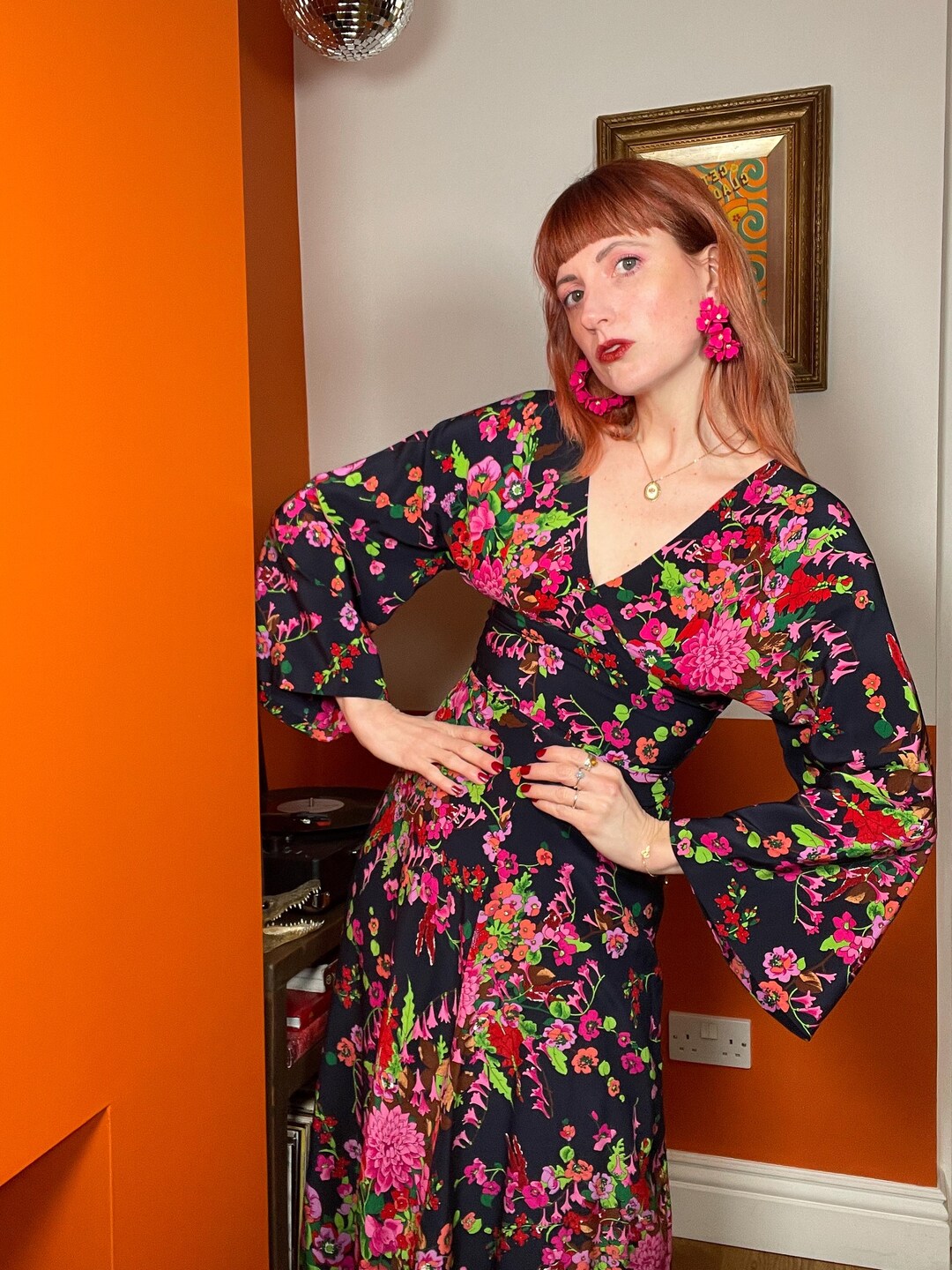 70s Vintage Floral Boho Navy Blue Romantic Flared Sleeves Kimono Style ...
