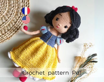 Crochet doll tutorial (French and English US-term). Crochet doll pattern. Creative supplies @maillesetcoton 36cm/14.8in.