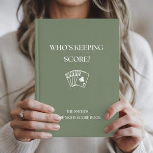 Custom Family Game Night Gifts - Personalised Score Book for Families Board Game Lover Christmas Gift for Gaming Couples Fun Gamenight Gifts