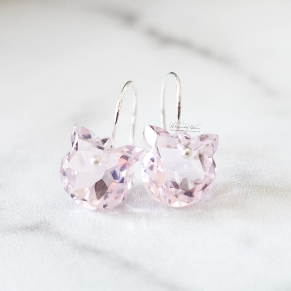 petites boucles d'oreilles mignonnes en forme de chat, cristal Swarovski violet couleur d'améthyste rose, bijoux argent sterling, kawaii