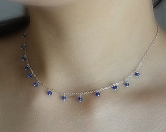 Ras de cou saphir bleu, collier pierre de naissance septembre, bijou pendant pierre précieuse et argent sterling, minimaliste cadeau femme
