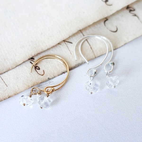 boules d'oreilles diamant d'herkimer, petites créoles argent sterling, quartz brut, pierre semi précieuse, bijoux bohèmes, cadeau pour elle