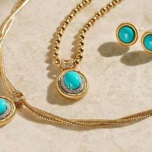 18K Solid gold pendant necklace/Gemstone Pendant/ Sleeping Beauty Turquoise Necklace/Gift for her/Everyday Necklace/Vintage Gold Jewelry