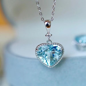 Aquamarine Pendant necklace, Birthstone Aquamarine necklace 18k White Gold, Heart shape Gemstone and Diamond Pendant bridal jewelry Gift