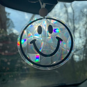 Car Sun Catcher Car Rearview Mirror Accessory Smiley Face Car Art Rearview Mirror Decoration Rainbow Boho Window Hanger Prism Suncatcher