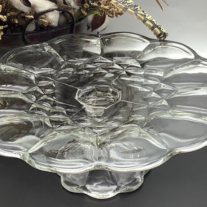 Vintage LE Smith Glass Dominion Pattern Pedestal Cake Stand