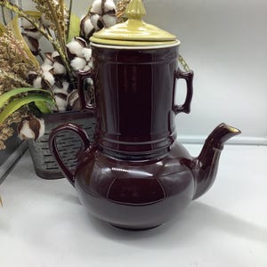 Cafetera/tetera de goteo francesa apilable Vintage Hall China USA, color marrón y amarillo, Biggin, 4 piezas.