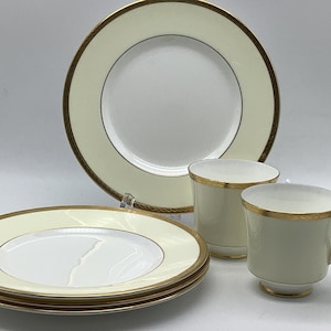 Royal Chelsea Chatsworth Bone China Set 6pc Skein of Gold Design Salad Plate & Teacup