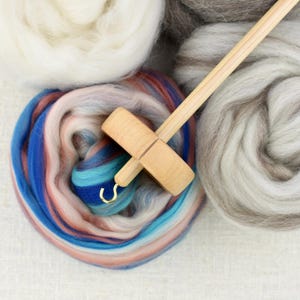 Beach Daze Spindel Kit - 4 oz. Wolle, Holzspindel