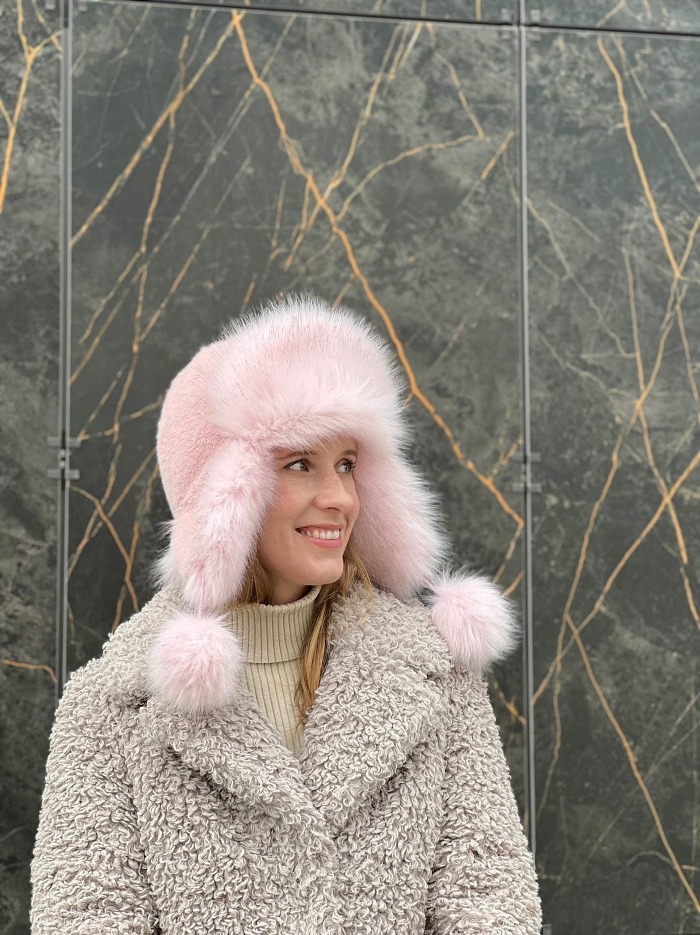 Pink hat & collar  Pink fur, Fox fur coat, Pink hat