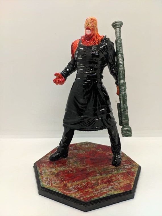 Nemesis Figure Resident Evil Figurine 