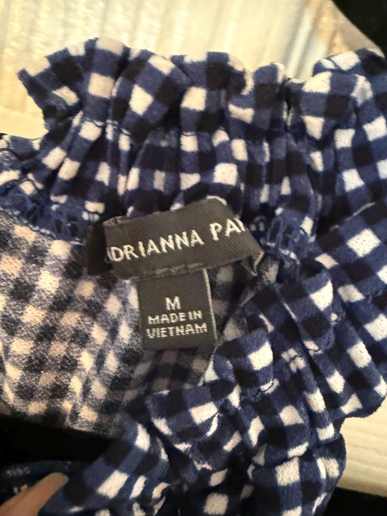 Adrianna Papell Navy and White Gingham Smocked Top (inv# 208) immagine 12