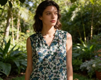 Ladies Market & Spruce Sleeveless Floral Button-Up Blouse (inv#221)