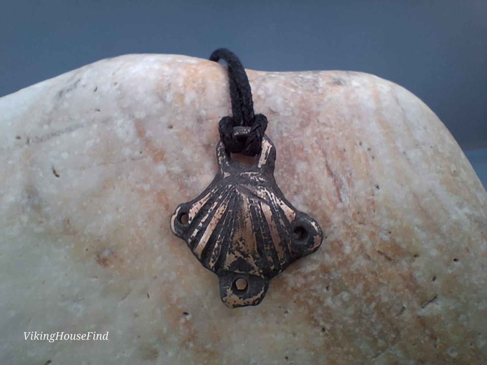 Shell Amulet Medieval shell amulet of the ancient Roman goddess Venus, 4th–6th ...