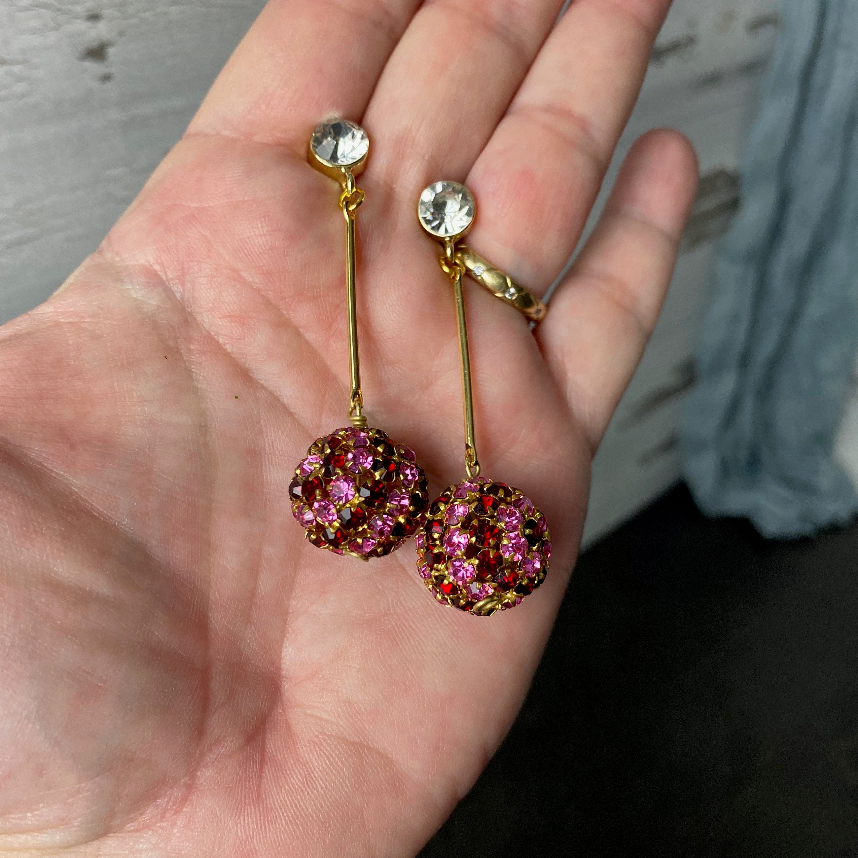 Amazon.com: Oscar de la Renta, Pave Crystal Ball Drop Earrings, Pink :  Luxury Stores