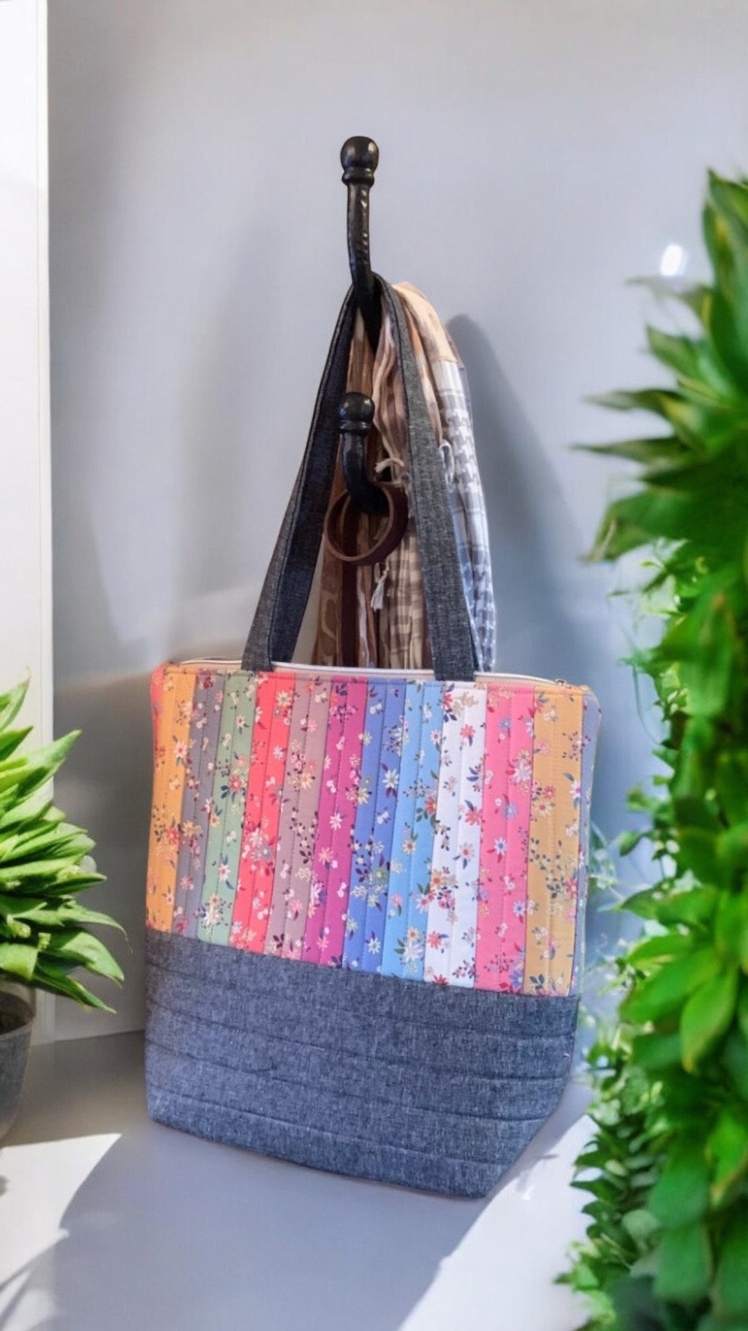 quilted tote bag with zipper