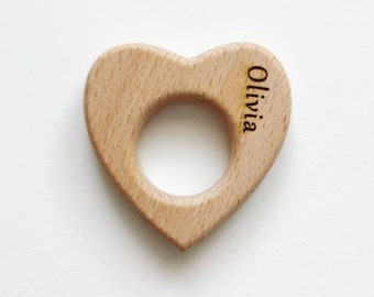 Personalisierter Beißring aus Holz, Personalisierter Baby-Greifling / Beißring Geschenk - Elefant, Herz