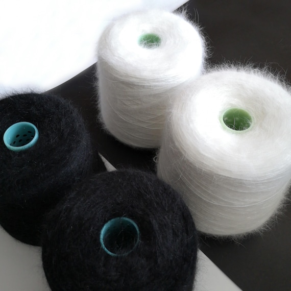 Écheveau De Laine Angora - Couleur Blanc - Neuf - Pour Tricot Ou Crochet