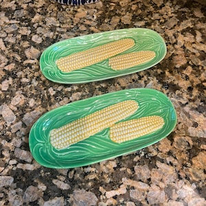 Vintage Corn Cob Dishes