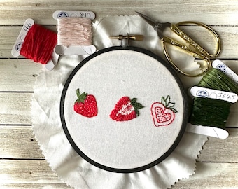 strawberries, embroidery strawberries, PDF Pattern ONLY, Embroidery Pattern, cottagecore, gardening, garden, cottage garden