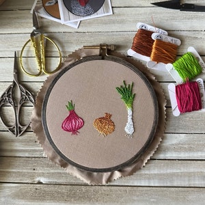 onions, embroidery onions, PDF Pattern ONLY, Embroidery Pattern, cottagecore, kitchen embroidery, embroidery vegetables