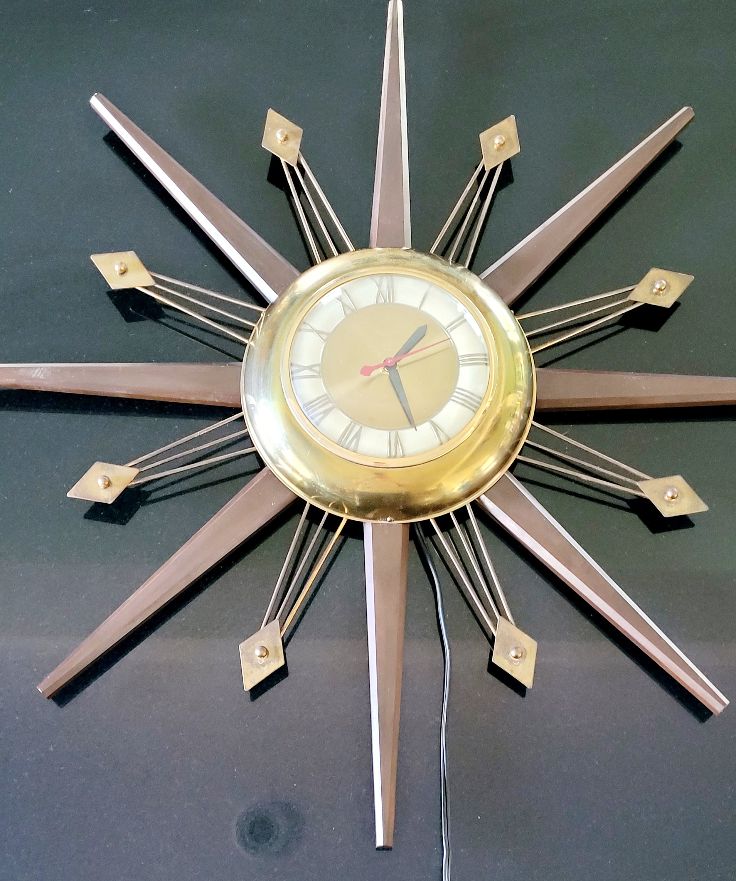 MCM United Sunburst Atomic Electric Wall Clock Made in USA