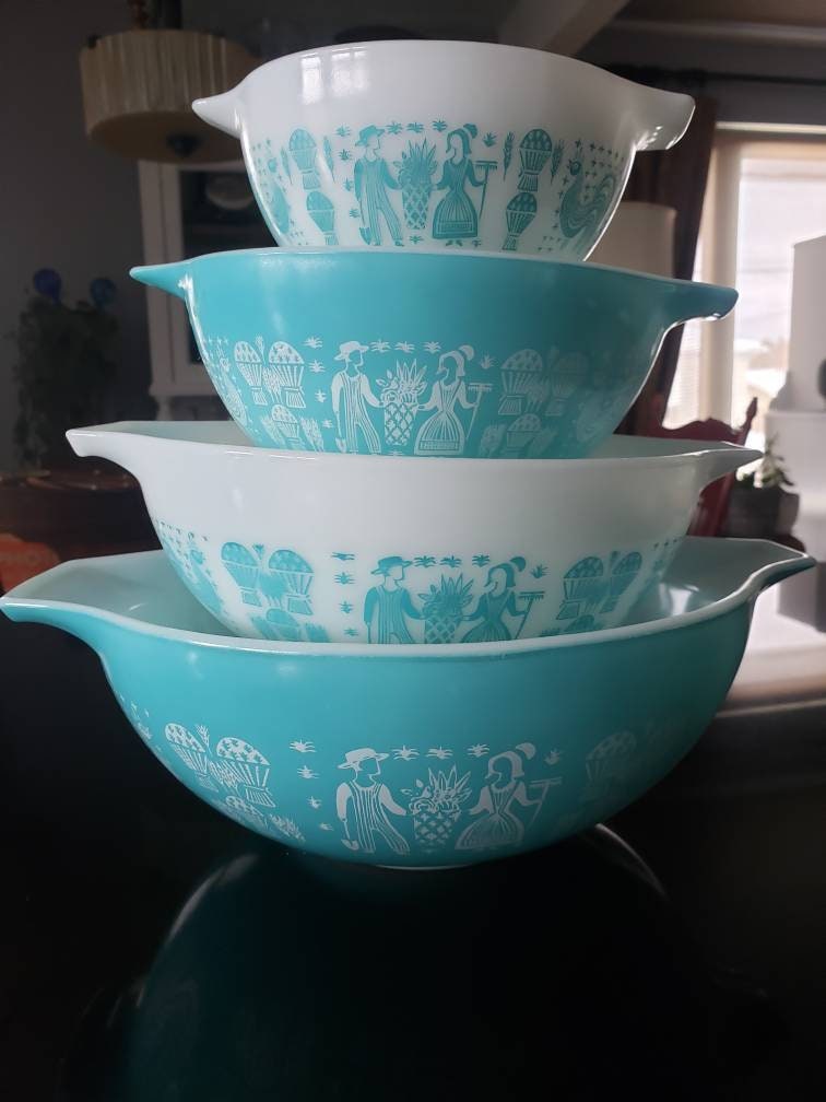 Vintage Pyrex Set of 4 Turquoise Amish Butterprint Cinderella