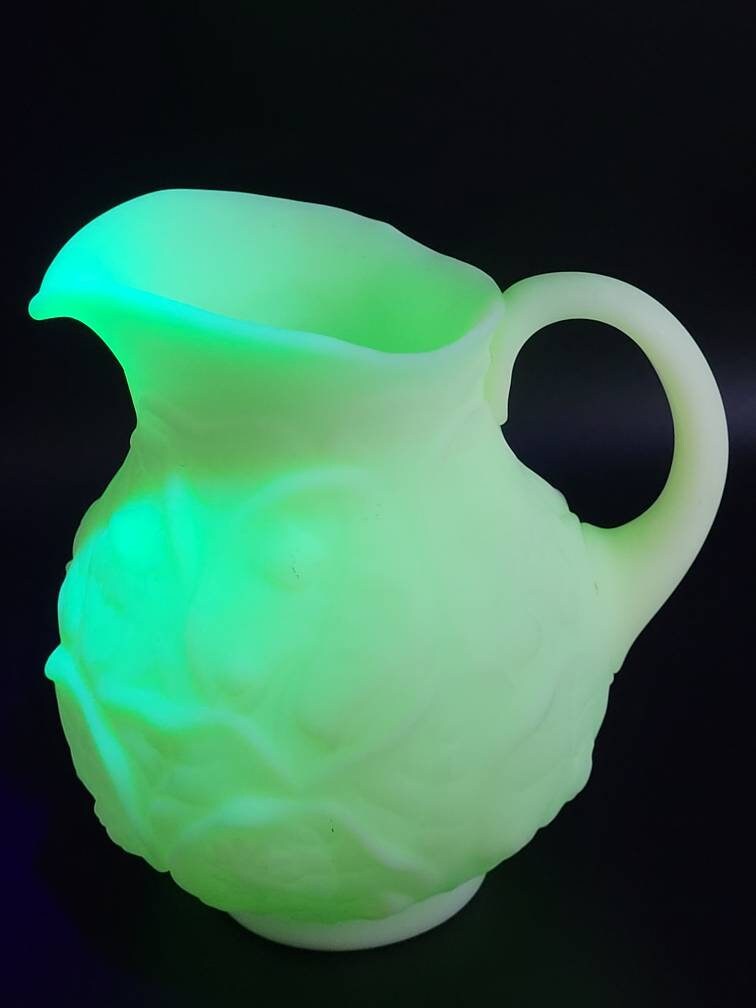 Vintage Fenton Uranium Custard Glass Water Lily Pitcher Glows