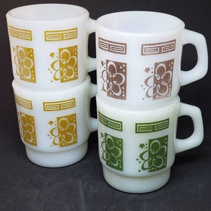 Vintage Set of 4 Anchor Hocking C Handled Stacking Mugs Butterfly Gold Compatible Pattern to Pyrex Kitchen Decor