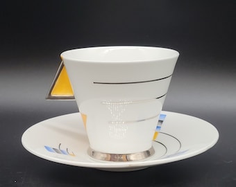 Shelley Art Deco Tea Cup and Saucer Vogue Mode Shape Shades and