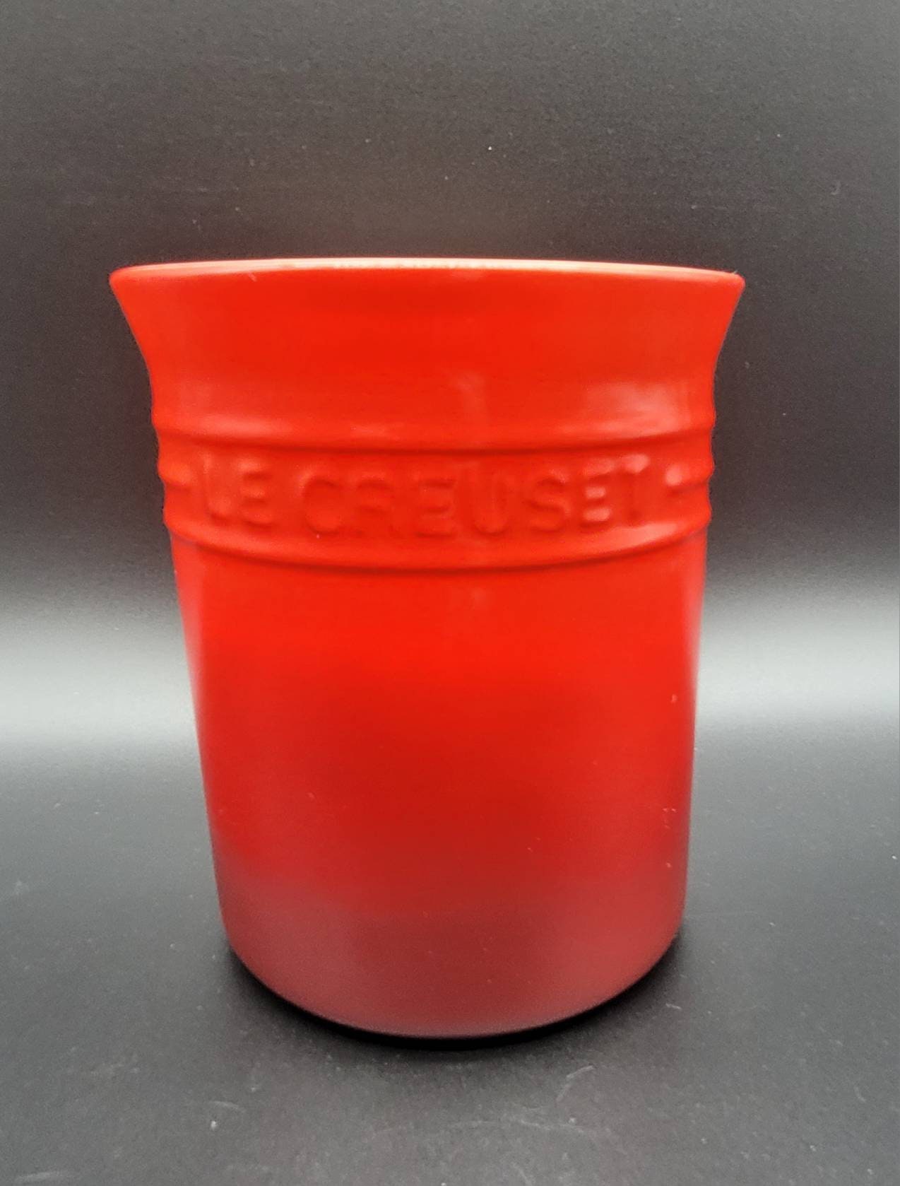 Le Creuset Red Utensil Crock 2 Quart Canister Storage Container 6 3/8 H X 6  Diameter Cream Tan Interior France 