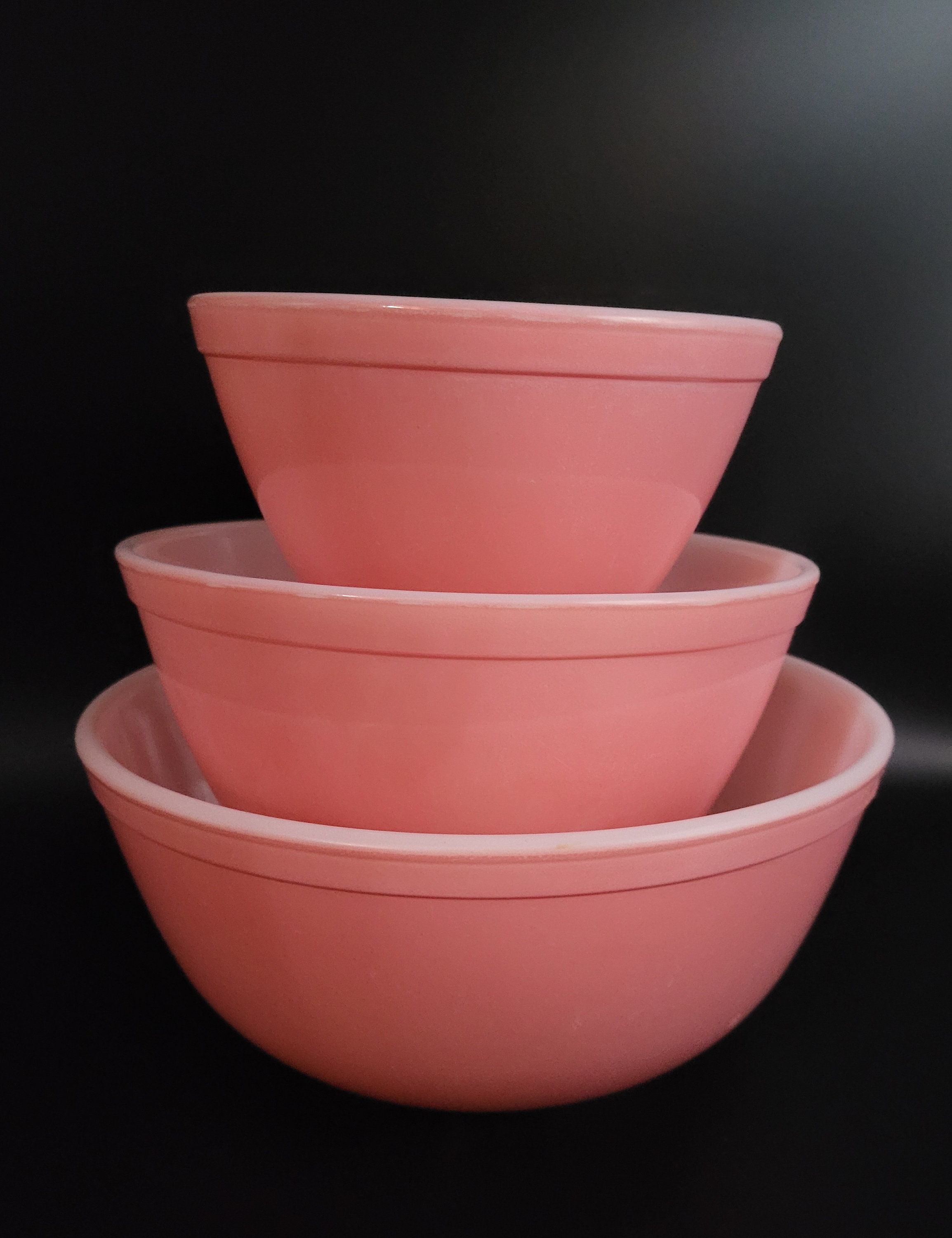 Vintage Pyrex Pink Set of 3 Nesting Mixing Bowls 401 402 403