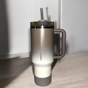 Warm Taupe Silicone Boot for Tumbler Accessories - Fits 20-40oz Stanley & 12-24oz Water Bottles - 7.5cm Diameter