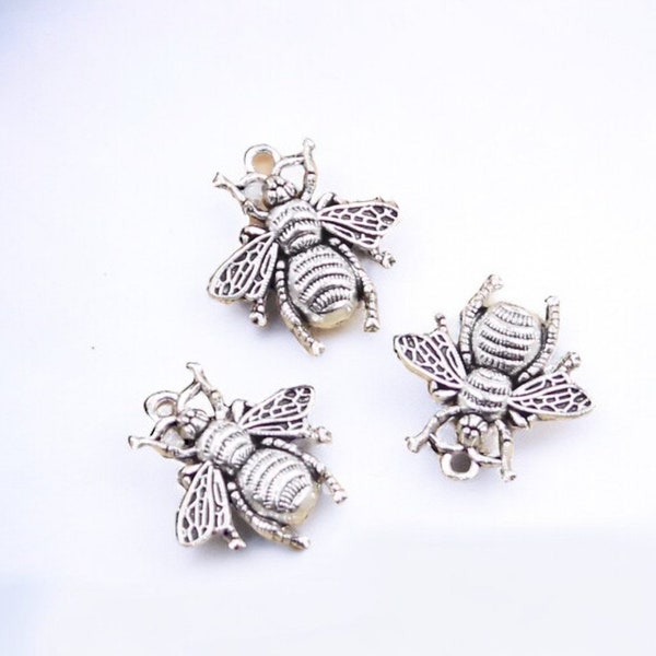 Preorder Silver Bee Tumbler Handle Charm - Unique Decor for Your Tumbler - 4inch ball chain - Polymer Clay Pendant