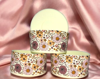 Dahlia Bloom Silicone Boot for Tumbler Accessories - Fits 20-40oz Stanley & 12-24oz Water Bottles - 7.5cm Diameter
