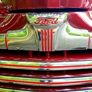 1930&#39;s Ford Grill Photograph