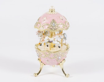 Peony Pink Carousel Music Box With White Horses figurines Wind Up Musical Handmade Home Decoration Plays edelweiss the sound of music